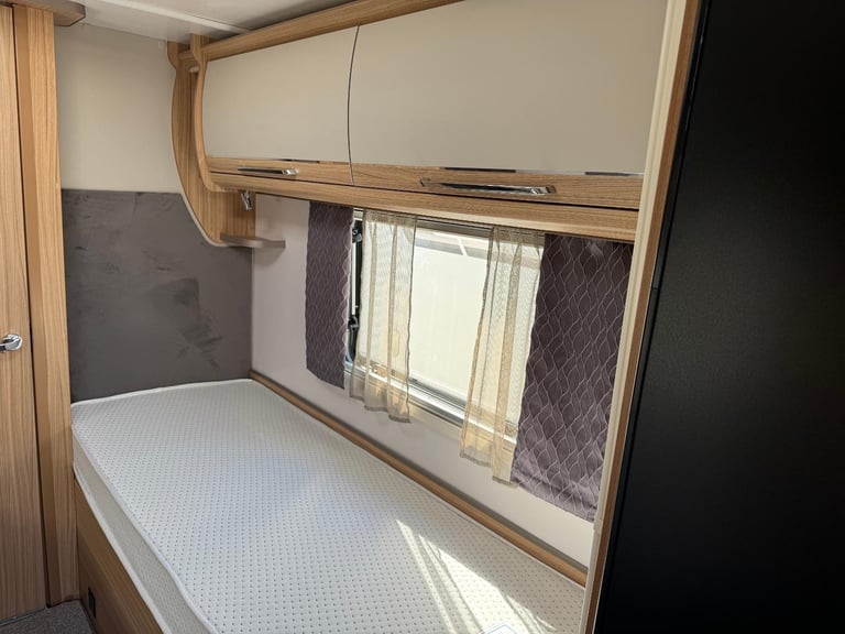 2024 Bailey Unicorn Cadiz - 4 berth - Fixed single beds 