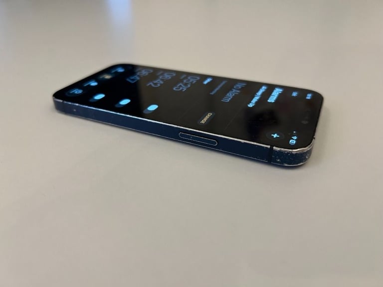 iPhone 12 mini - 128gb - Midnight Blue - £150 ONO
