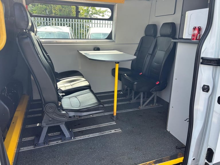 2020 Renault Master LM35dCi 135 Business Medium Roof Van ECODRIVE PANEL VAN Diesel Manual