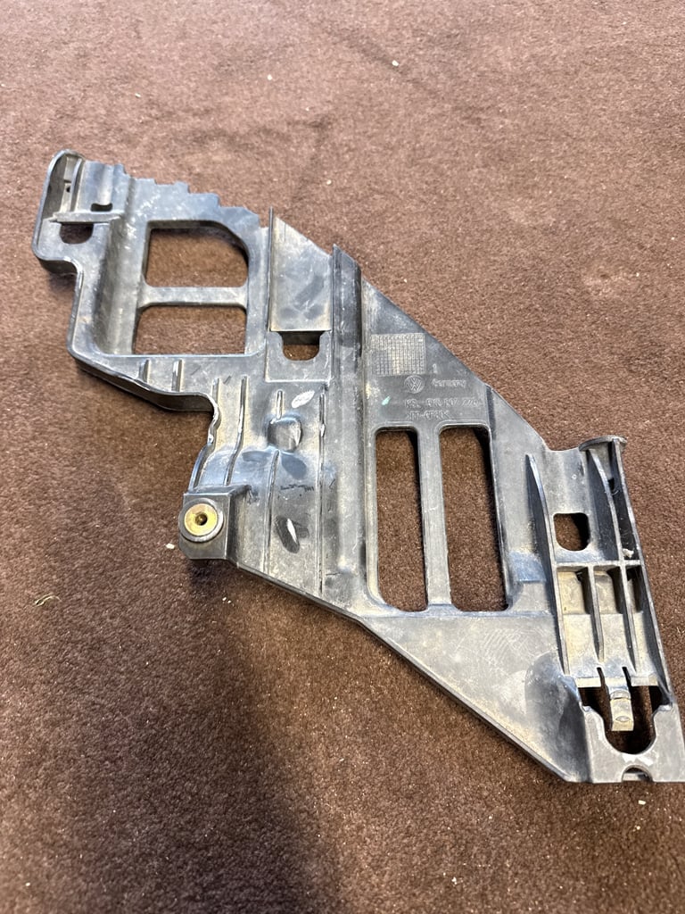 Mk6 Golf Headlight Bracket Base