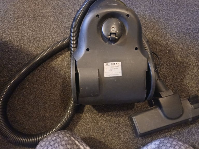£5 M-MORRISONS mini vacuum cleaner £5