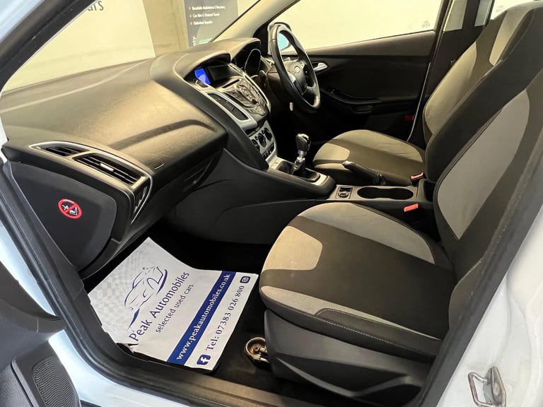 2012 Ford Focus 1.0T EcoBoost Zetec Euro 5 (s/s) 5dr ESTATE Petrol Manual