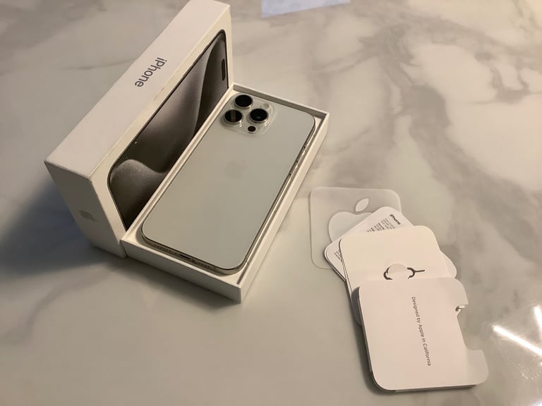 AS NEW iPHONE 15 PRO MAX 256GB WHITE TITANIUM UNLOCKED BOXED 