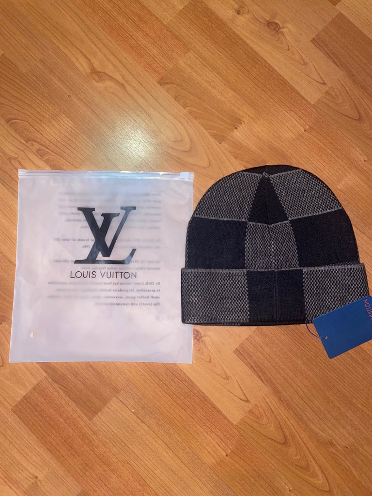 Louis Vuitton Damier Heritage Beanie Black/Grey
