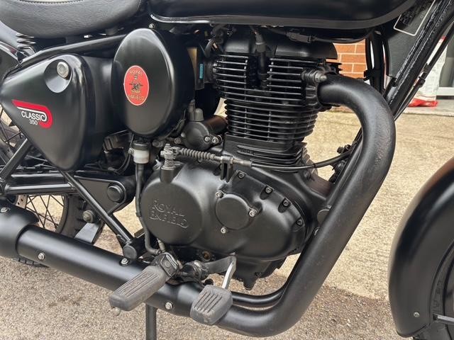 2022 ROYAL ENFIELD CLASSIC 350CC E5 STEALTH BLACK USED 