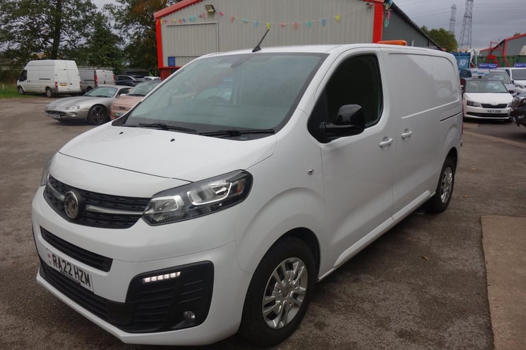 Vauxhall Vivaro 2700 1.5d 100PS Sportive H1 Van DIESEL MANUAL 2022/22