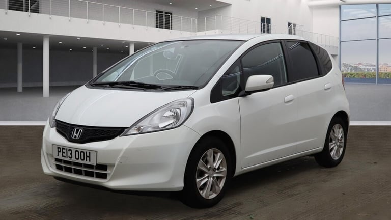image for 2013 Honda Jazz 1.4 i-VTEC ES 5dr CVT HATCHBACK Petrol Automatic