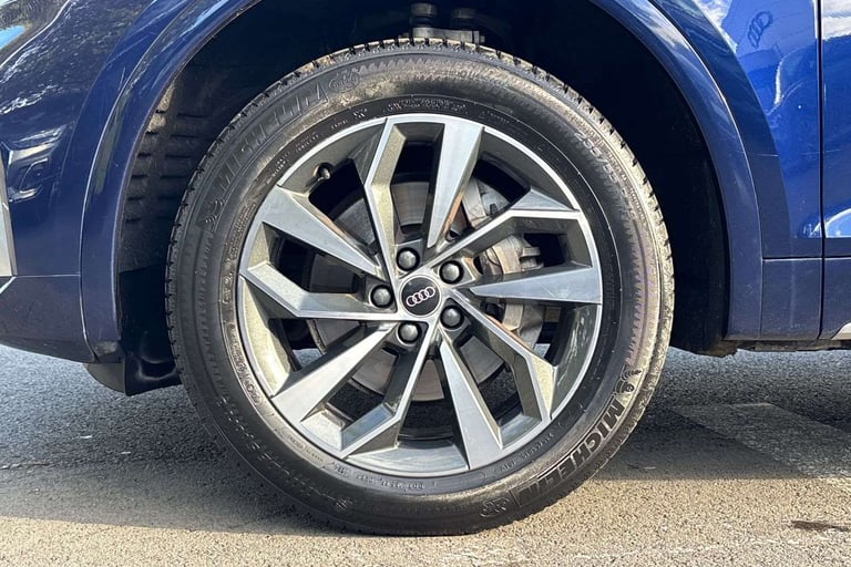 2023 Audi Q5 40 TDI Quattro S Line 5dr S Tronic SUV Diesel Automatic