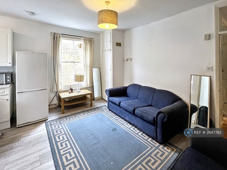 3 bedroom flat in Telford Avenue, London, SW2 (3 bed) (#2647793)
