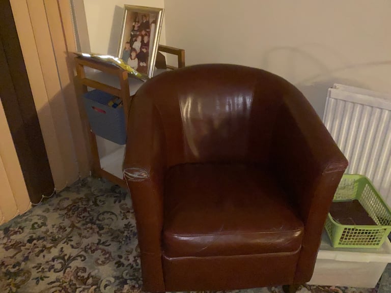 Furniture ornaments loads