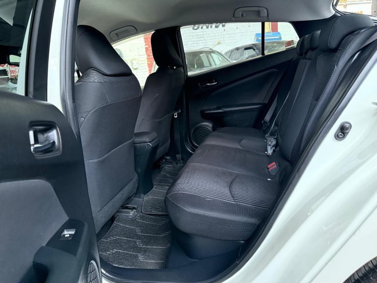 TOYOTA PRIUS 1.8 VVT-h Business Edition 1970