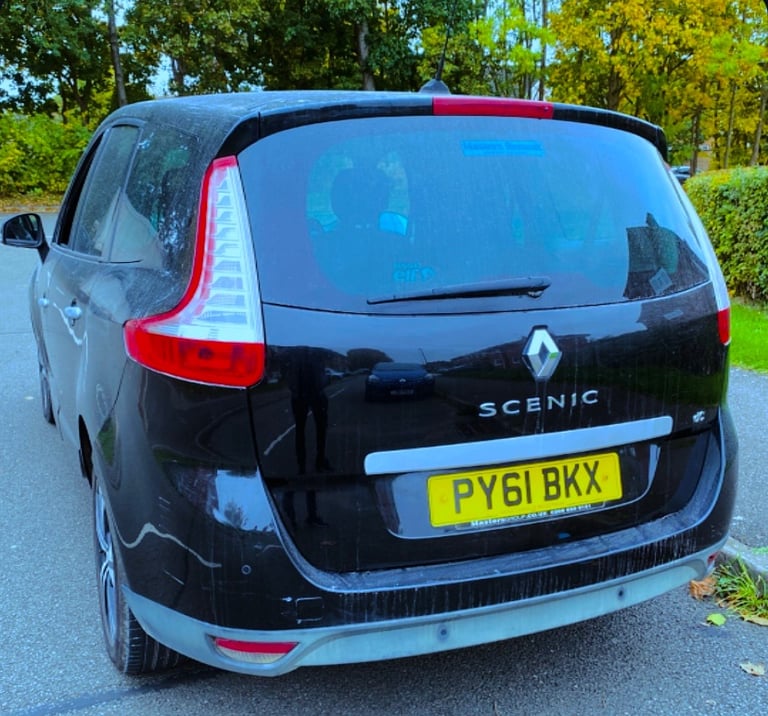 Scenic AUTOMATIC 7seaters family car satnav 