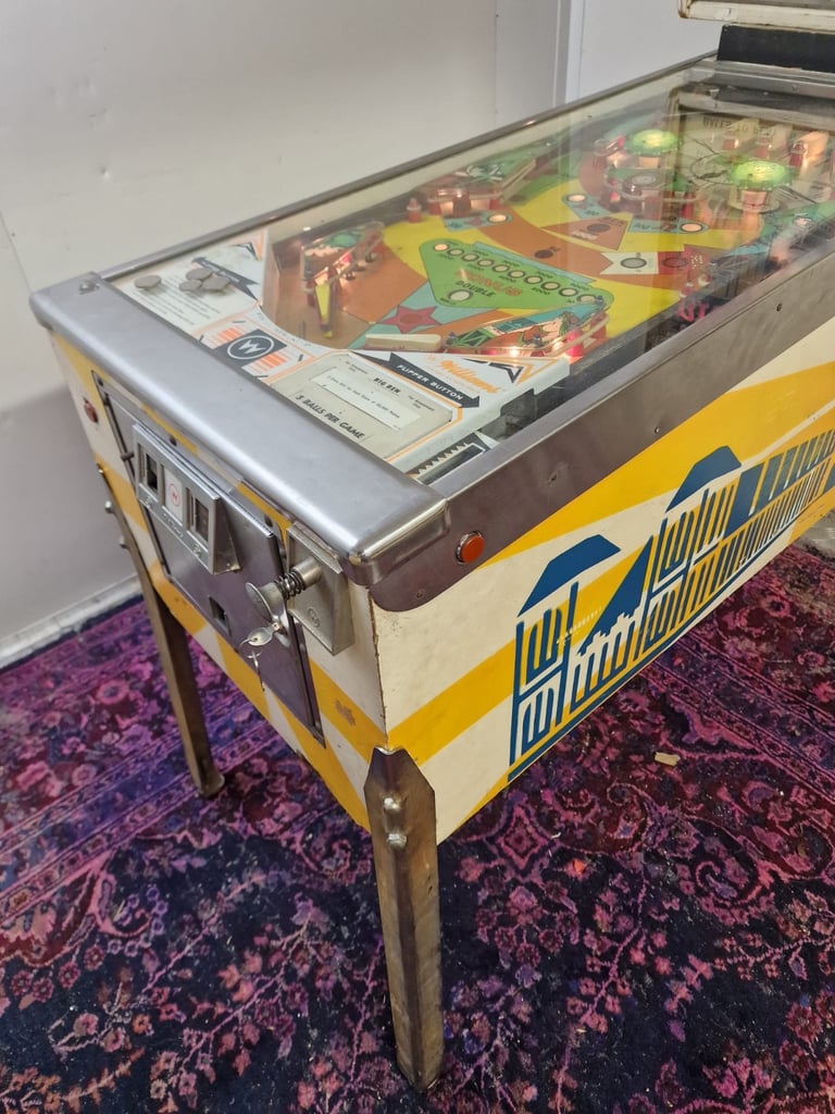 1975 Vintage Retro Fully Working Big Ben Pinball Machine 