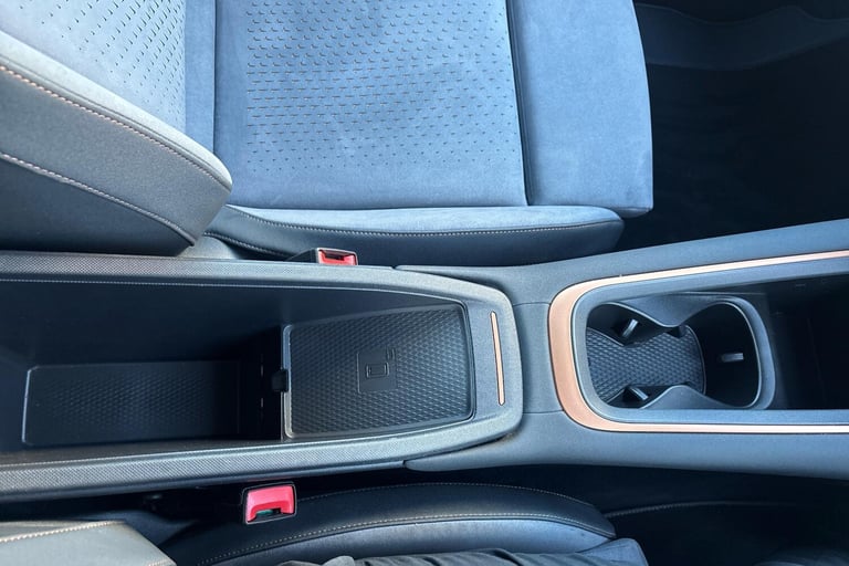  Cupra Born E Boost 77kwh V3 Hatchback 5dr Electric Auto 4 Seat 230 Ps Electric