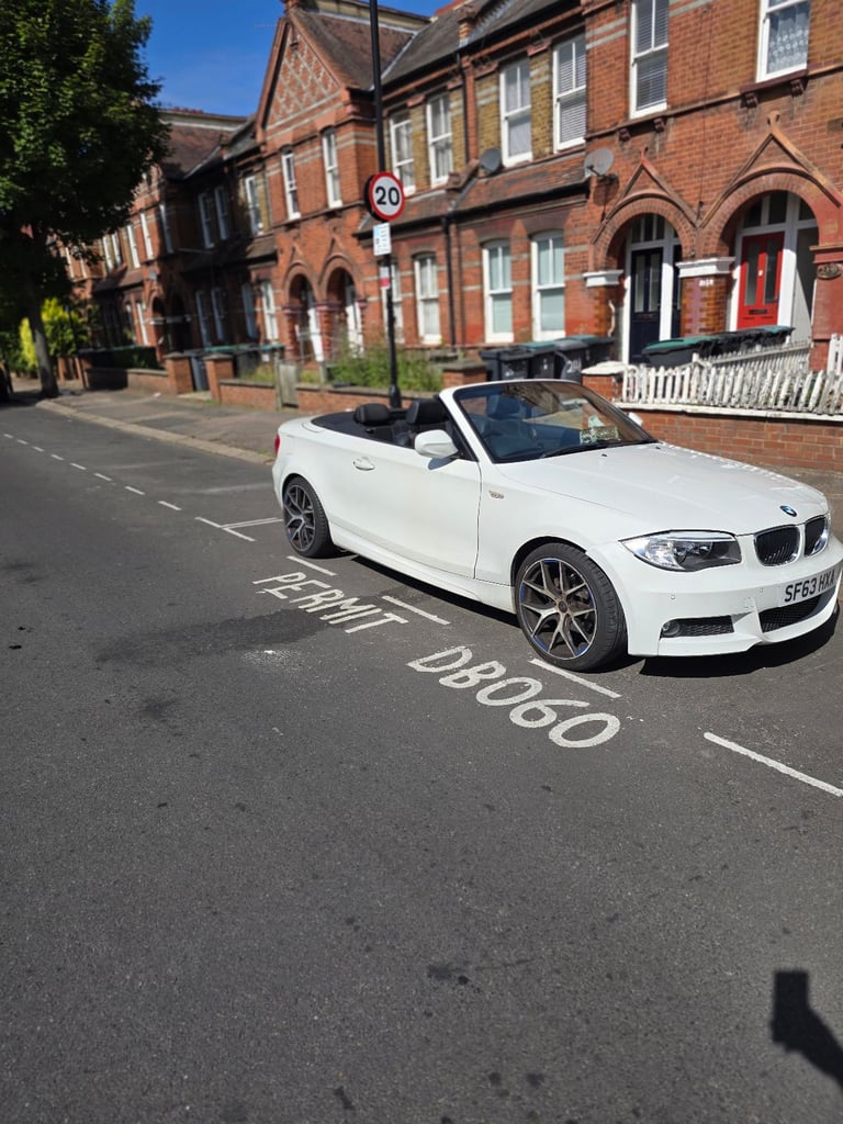 BMW, 1 SERIES, Convertible, 2013, Semi-Auto, 1995 (cc), 2 doors