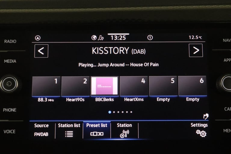 2022 Volkswagen Polo 1.0 TSI Life Euro 6 (s/s) 5dr HATCHBACK Petrol Manual