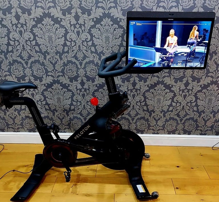 Immaculate Peloton plus bike bike+ and mat