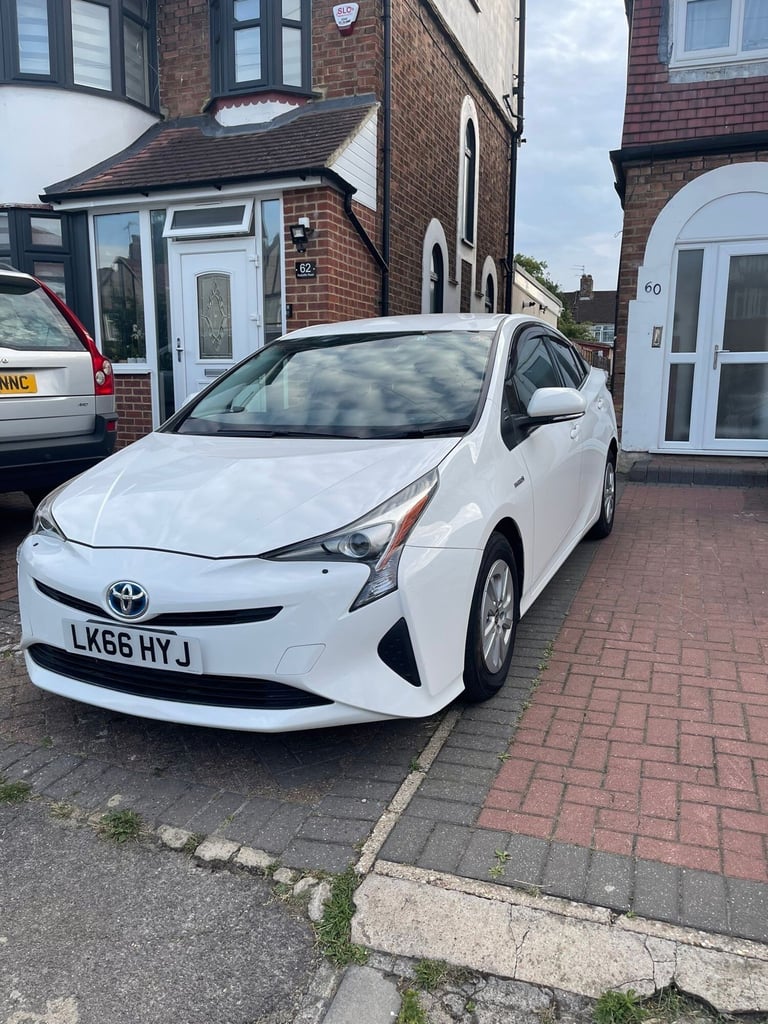 Toyota Prius Available for Rent 