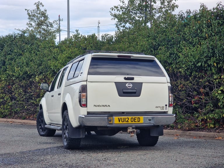 2012 Nissan Navara Double Cab Pick Up Outlaw 3.0dCi V6 231 4WD Auto PICK UP Diesel Automatic