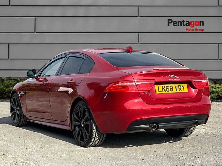 Jaguar Xe 2.0i Gpf R Sport Saloon 4dr Petrol Auto Euro 6 s/s 250 Ps Petrol