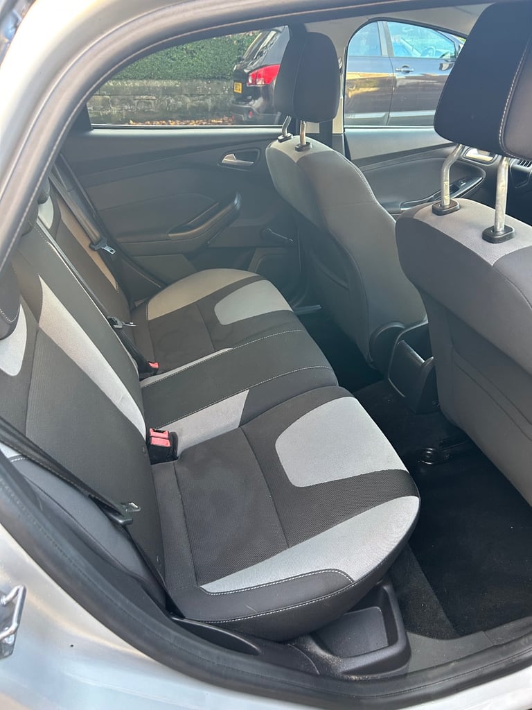 Ford, FOCUS, Hatchback, 2014, Manual, 998 (cc), 5 doors