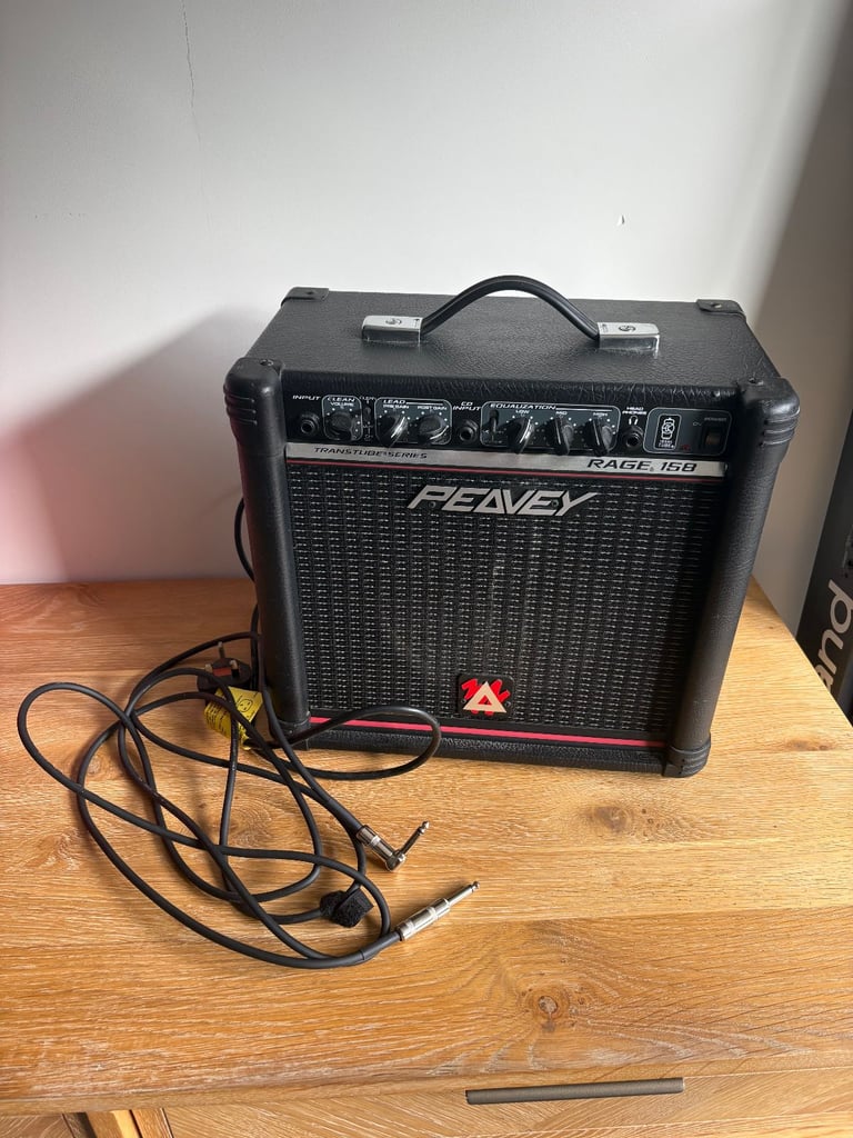 Roland RD-600 Digital Piano with Peavey Rage 158 Transtube Series Amplifier