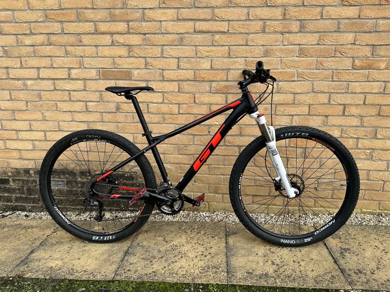 Bike GT Avalanche 29 size L can deliver locally