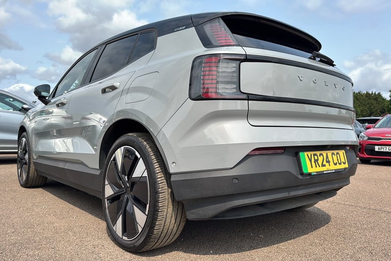  Volvo Ex30 Twin Performance 69kwh Ultra Suv 5dr Electric Auto Awd 428 Ps