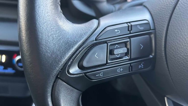 2022 Toyota Yaris 1.5 Hybrid Design 5dr CVT HATCHBACK PETROL/ELECTRIC Automatic