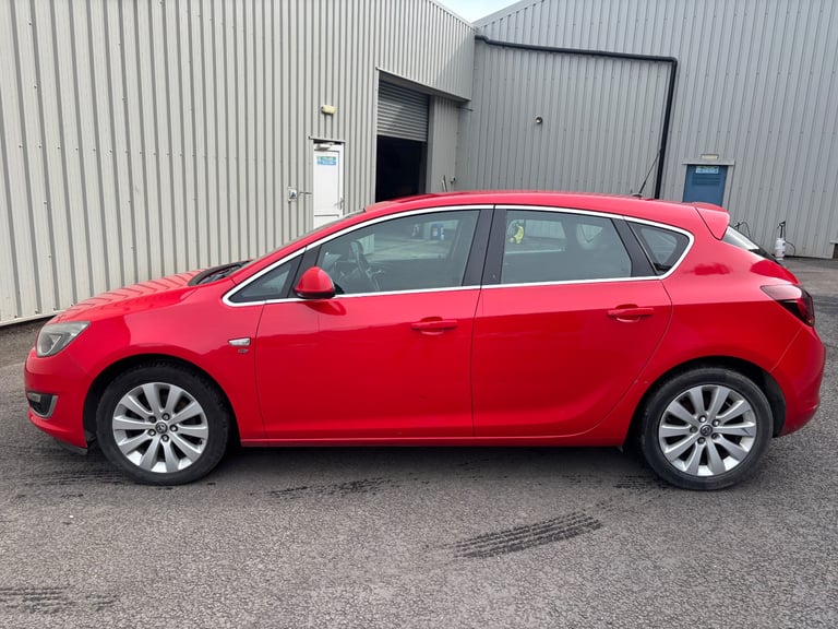 Vauxhall, ASTRA ELITE 2.0 CDTI 5dr manual Hatchback # GREAT VALUE #