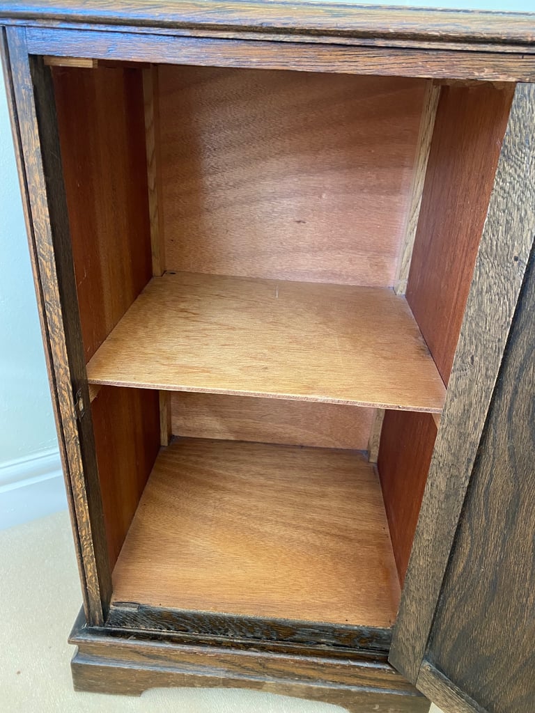 Vintage Oak Bedside Cabinet Table