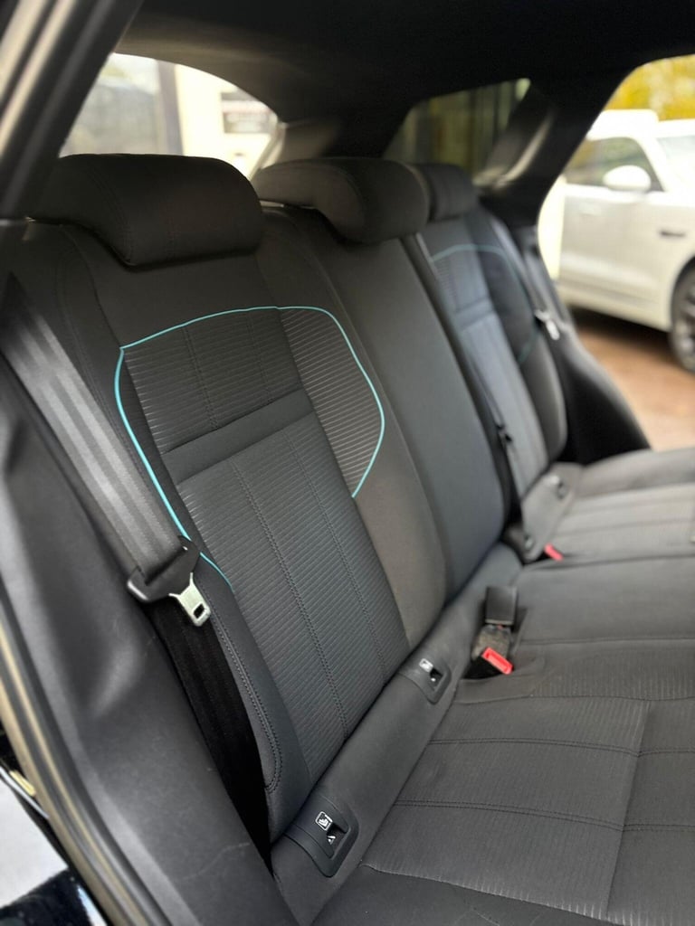 2020 Land Rover Range Rover Evoque 2.0 D150 MHEV R-Dynamic Auto 4WD Euro 6 (s/s) 5dr ESTATE Diese...