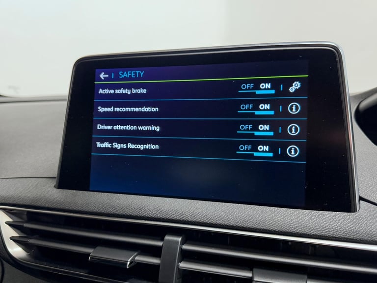 2020 Peugeot 3008 1.6 13.2kWh GT Line SUV 5dr Petrol Plug-in Hybrid e-EAT Euro 6 (s/s) (225 p HAT...