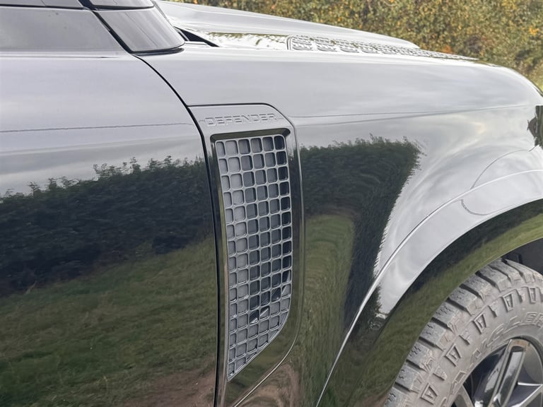 2023 Land Rover Defender 110 D300 HARD TOP X-DYNAMIC HSE COMMERCIAL NO VAT Car Derived Van Diesel...