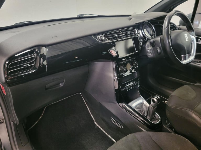 DS AUTOMOBILES DS 3 1.6 BlueHDi Elegance 2017