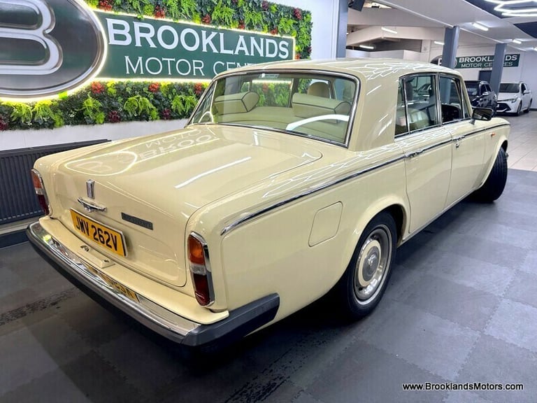 Rolls-Royce Silver Shadow Silver Shadow 6.8 II 4dr [RARE EXAMPLE]