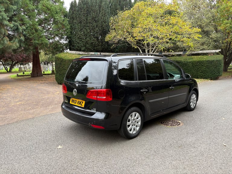 Volkswagen, TOURAN, MPV, 2011, Manual, 1197 (cc), 5 doors