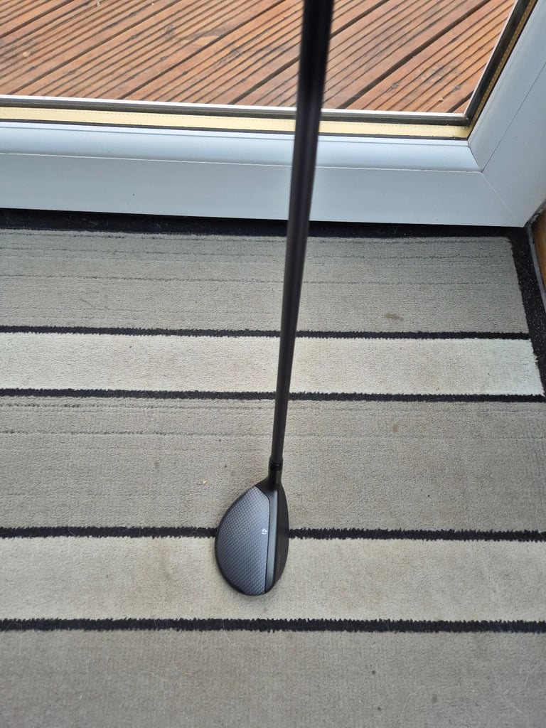 Taylormade qi35 Max hybrid