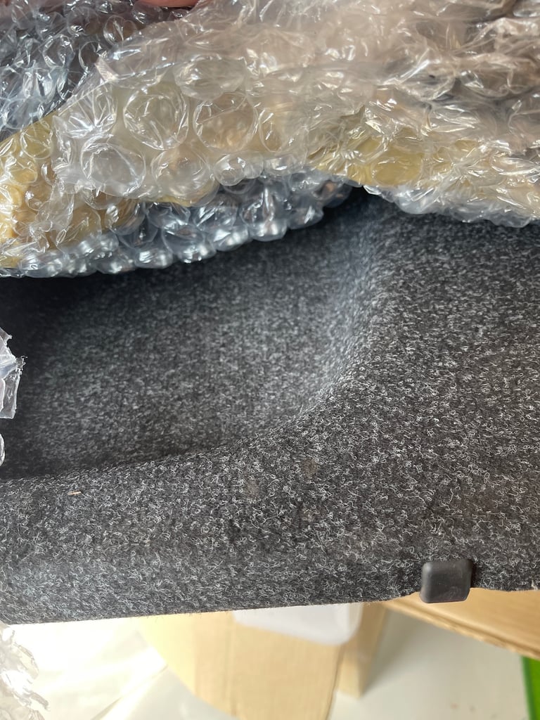 Corsa d parcel shelf