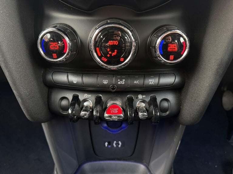 2015 MINI Hatch 1.5 Cooper Euro 6 (s/s) 3dr HATCHBACK Petrol Manual