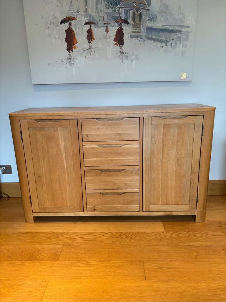 Large Oak Sideboard (Oakland Furniture)