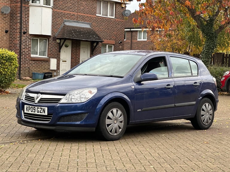 2009 Vauxhall Astra Life Automatic 1.8L 46,000 Miles Full Service History 1YR NEW MOT ONLY 1 OWNER