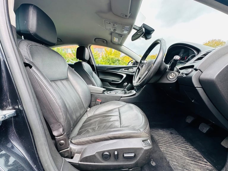 2015 Vauxhall Insignia 2.0 CDTi [140] ecoFLEX Elite Nav 5dr [Start Stop] HATCHBACK DIESEL Manual