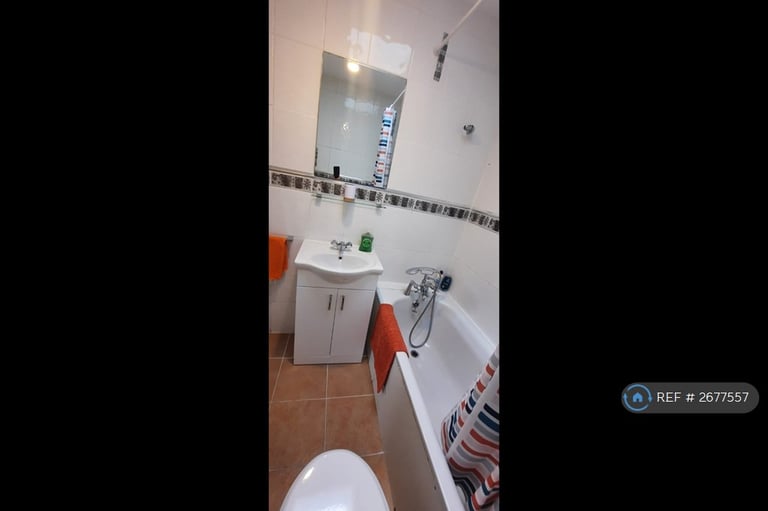 2 bedroom flat in Rusholme Grove, London, SE19 (2 bed) (#2677557)