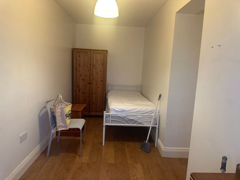 image for Studio available in Kenton  near Kenton and  Harrow Wealdstone station station