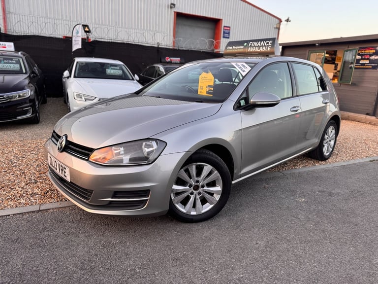 2013 Volkswagen Golf 1.6 TDI 105 SE 5dr HATCHBACK Diesel Manual