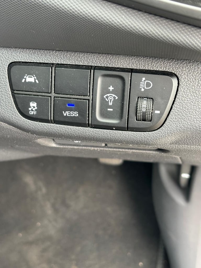 2020 Hyundai IONIQ 100kW Premium 38kWh 5dr Auto HATCHBACK Electric Automatic