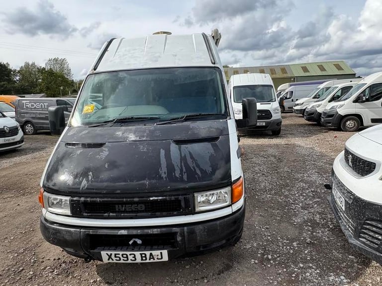 2000 Iveco DAILY 2000 35S11 LWB Daily 2000 35S11 LWB Camper DIESEL Manual