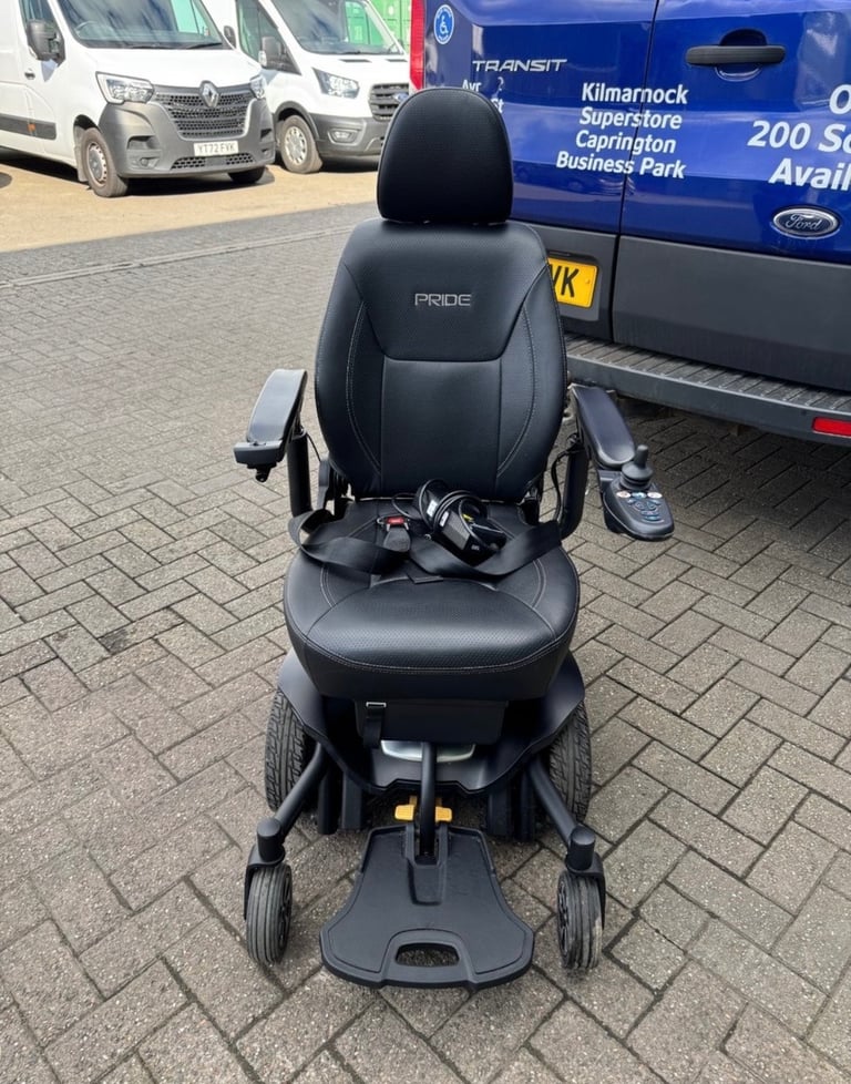 Electric Wheelchair with lift 
