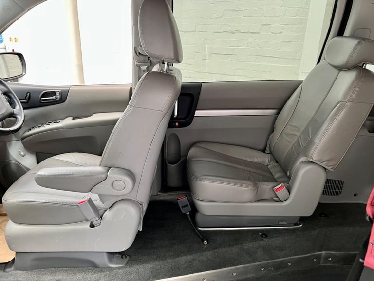 2010 Kia Sedona 2.2 CRDi 3 5dr MPV Diesel Manual